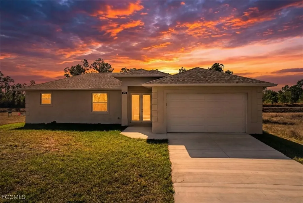 1252 Edna Street E Lehigh Acres FL 33974