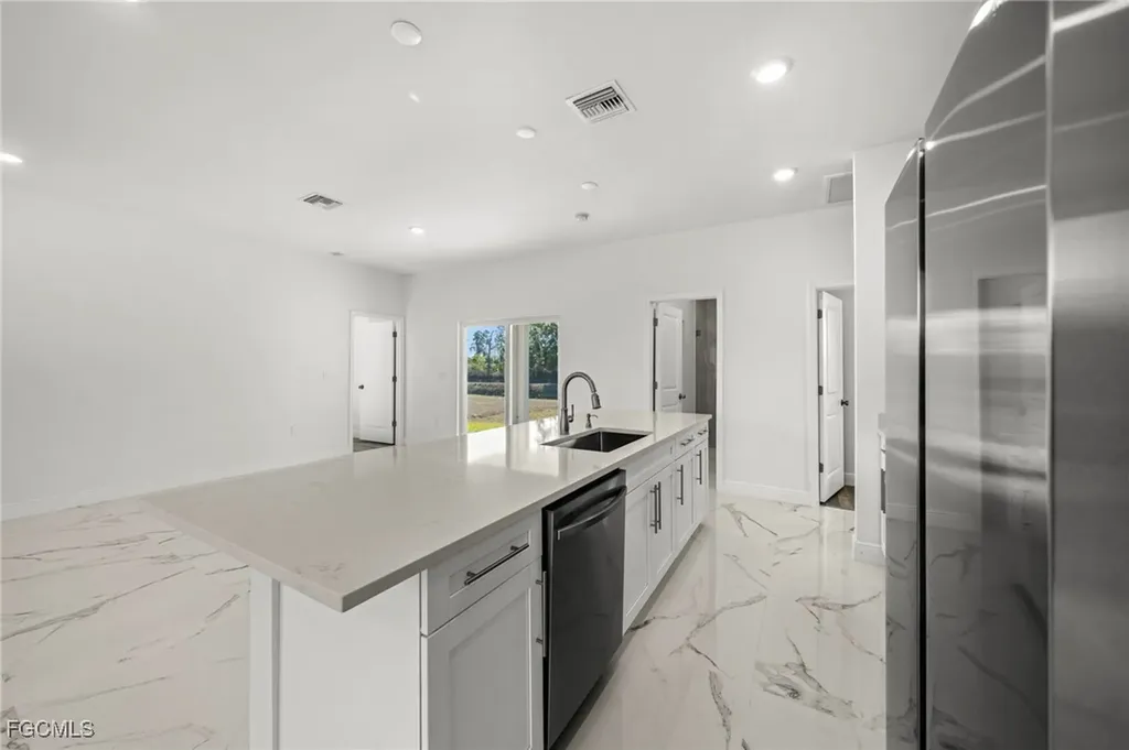 1252 Edna Street E Lehigh Acres FL 33974