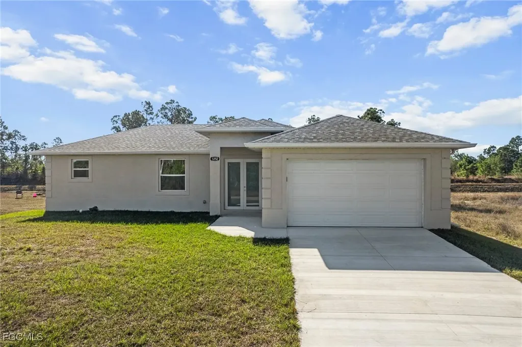 1252 Edna Street E Lehigh Acres FL 33974