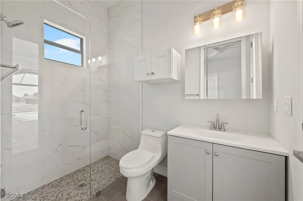 1707 NW 34th Avenue Cape Coral FL 33993