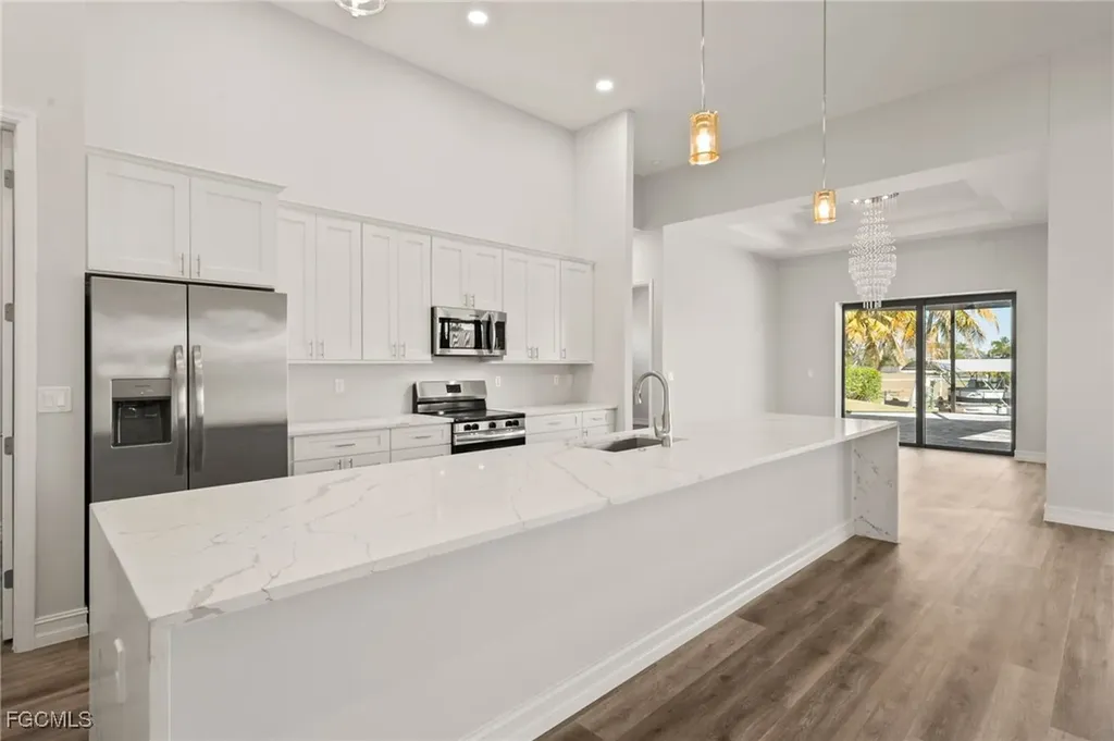 1707 NW 34th Avenue Cape Coral FL 33993
