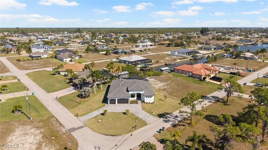 1707 NW 34th Avenue Cape Coral FL 33993
