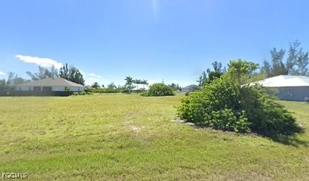 4312 Kismet Parkway W Cape Coral FL 33993
