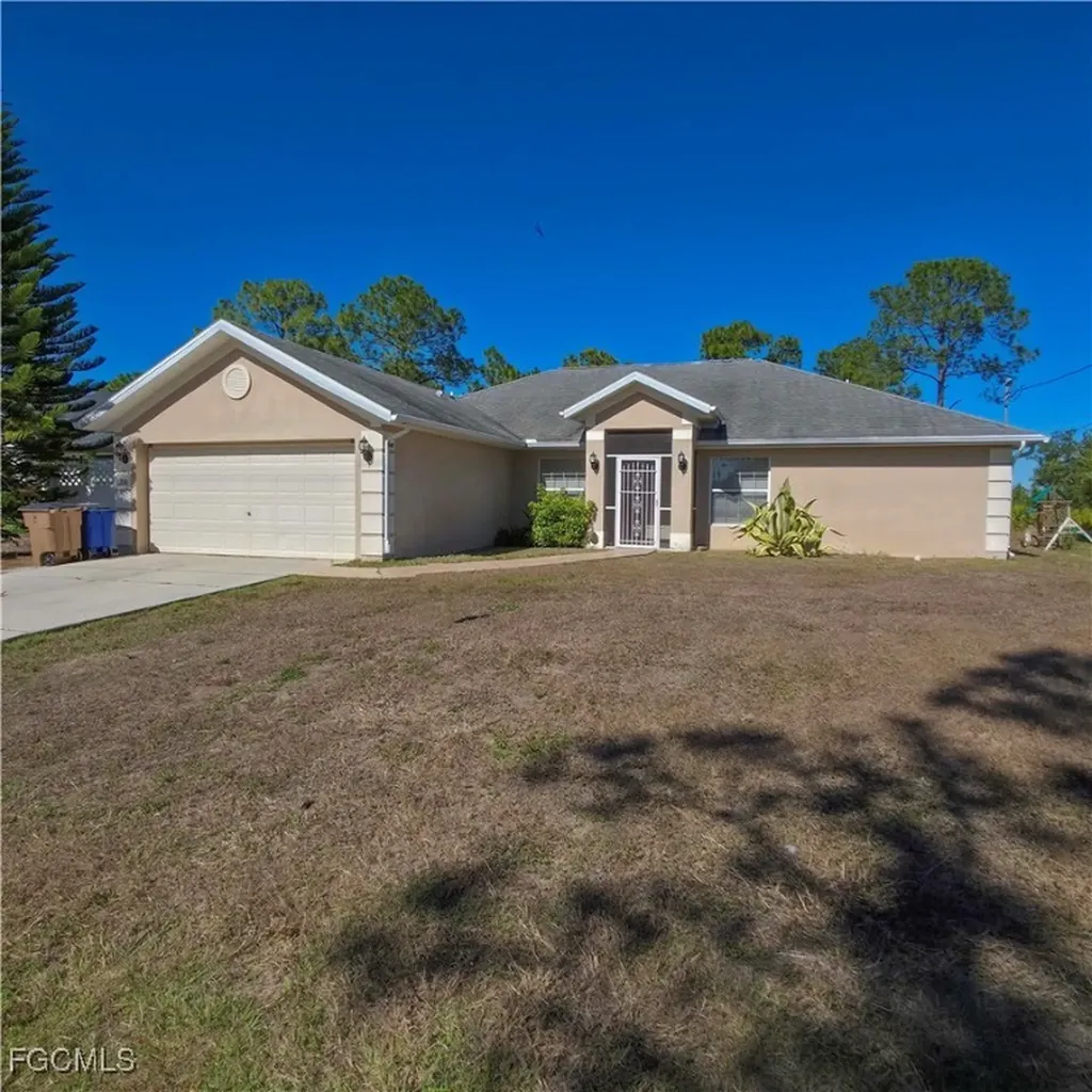 3210 31st Street W Lehigh Acres FL 33971