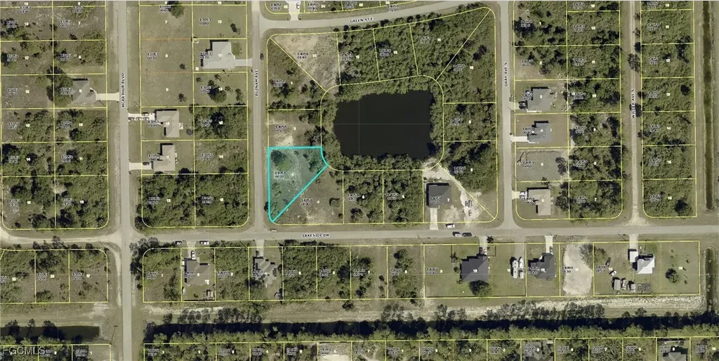 427 Putnam Avenue Lehigh Acres FL 33974