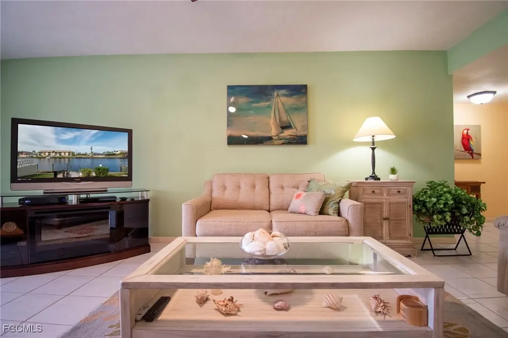 3612 SE 12th Avenue Cape Coral FL 33904
