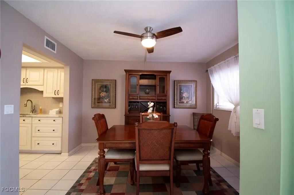 3612 SE 12th Avenue Cape Coral FL 33904