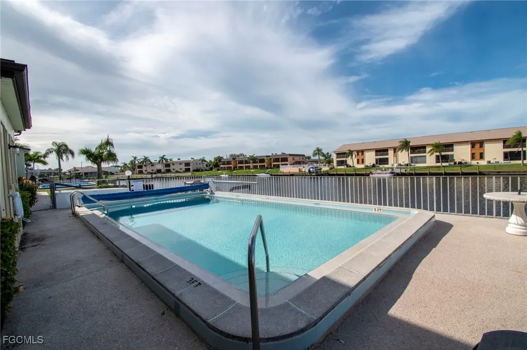 3612 SE 12th Avenue Cape Coral FL 33904