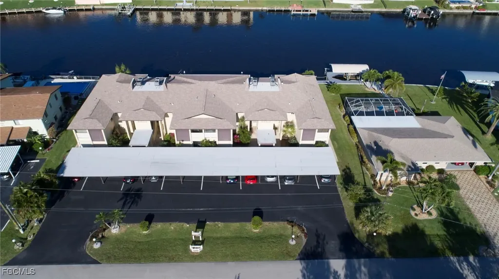 3612 SE 12th Avenue Cape Coral FL 33904