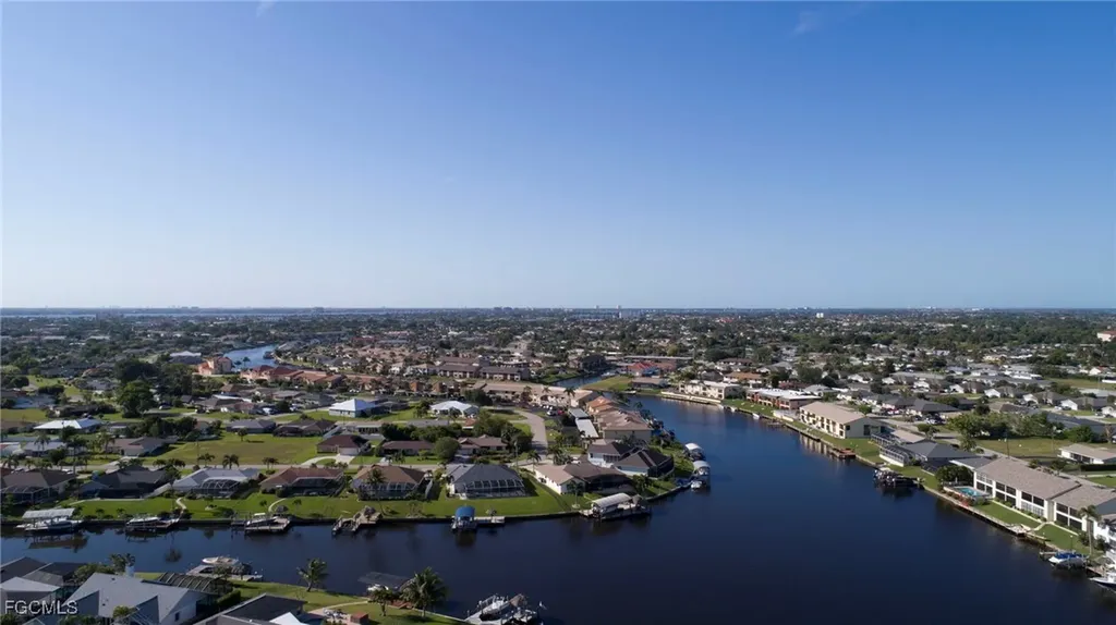 3612 SE 12th Avenue Cape Coral FL 33904