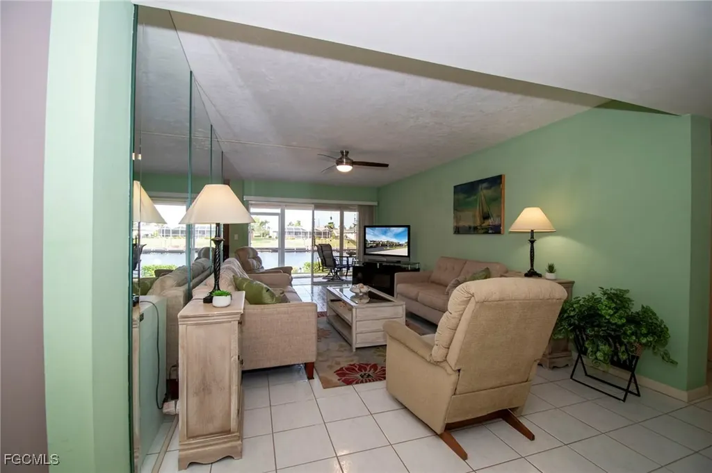 3612 SE 12th Avenue Cape Coral FL 33904