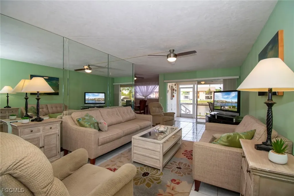 3612 SE 12th Avenue Cape Coral FL 33904