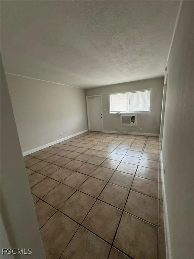 2452 Stella Street Fort Myers FL 33901