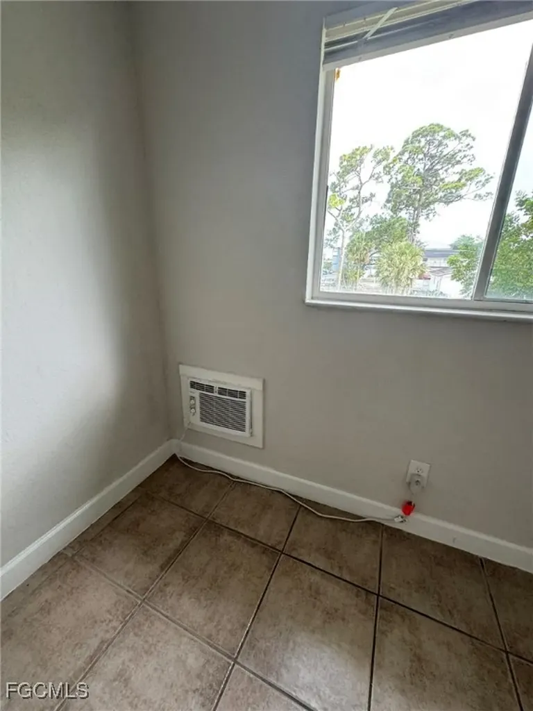 2452 Stella Street Fort Myers FL 33901