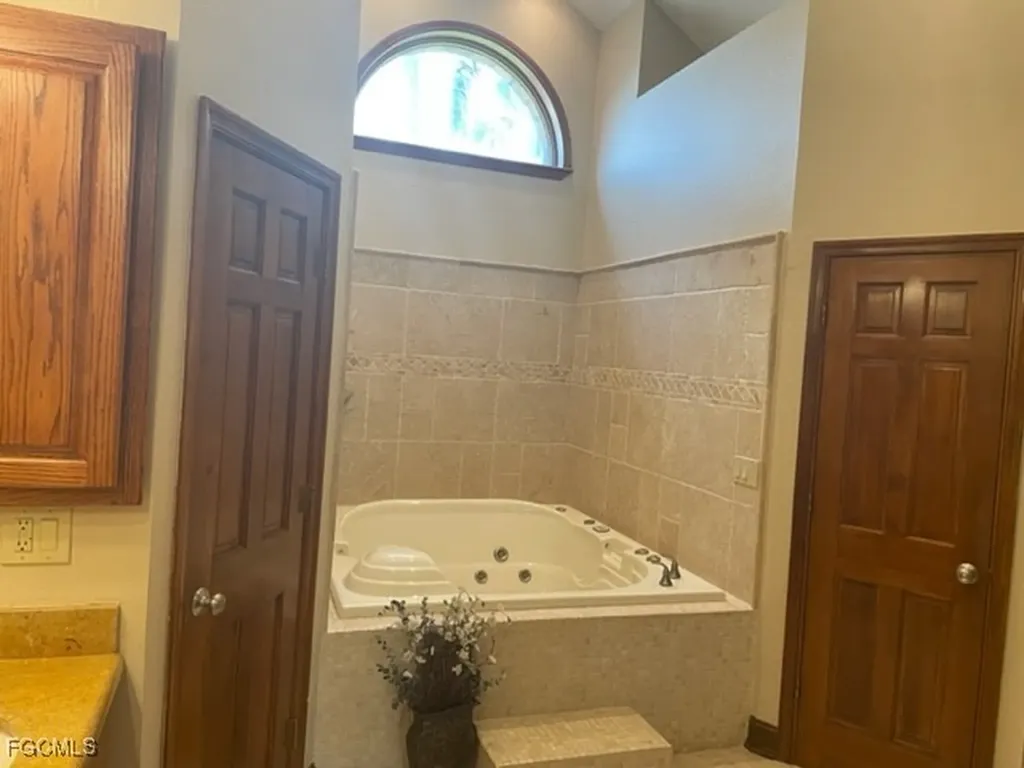 1521 SW 58th Street Cape Coral FL 33914