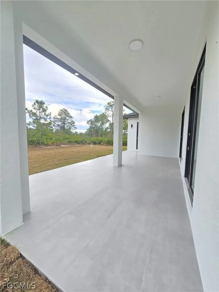 463 Zimmerman Avenue Lehigh Acres FL 33974