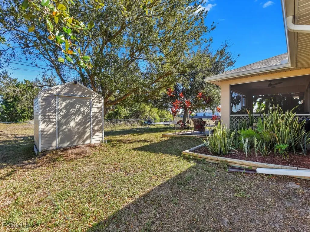 2609 NE 5th Avenue Cape Coral FL 33909