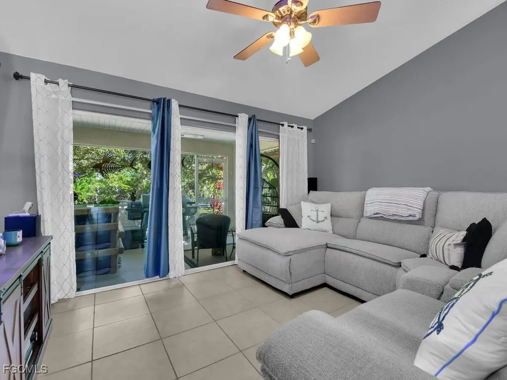 2609 NE 5th Avenue Cape Coral FL 33909