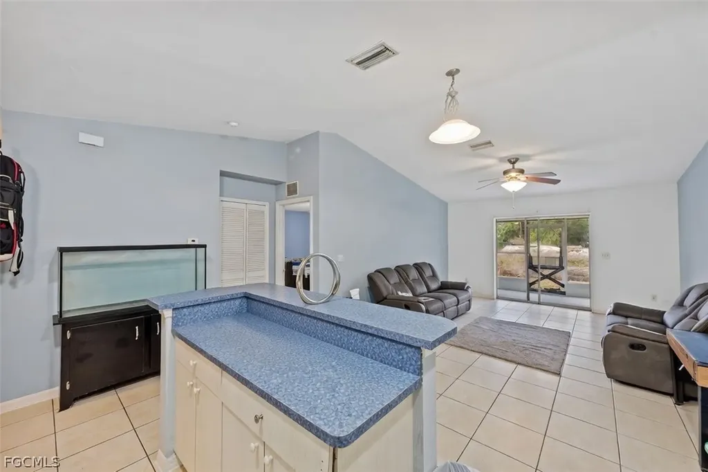 5113/5115 24th Street SW Lehigh Acres FL 33973