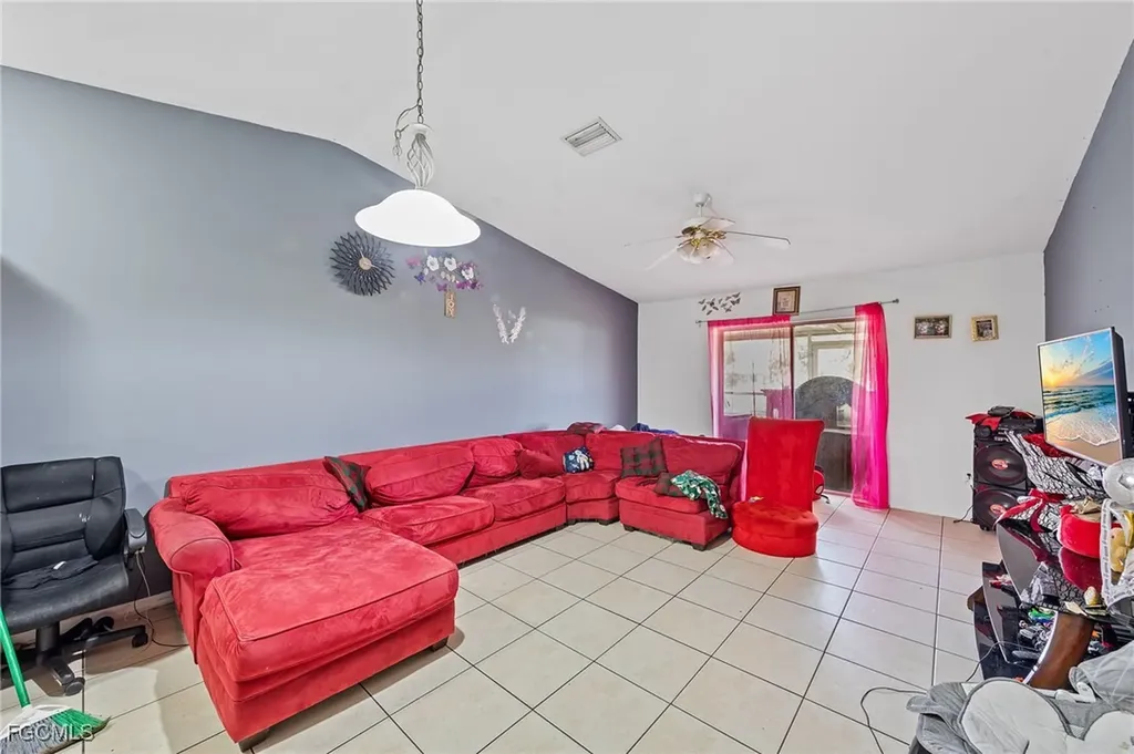 5113/5115 24th Street SW Lehigh Acres FL 33973