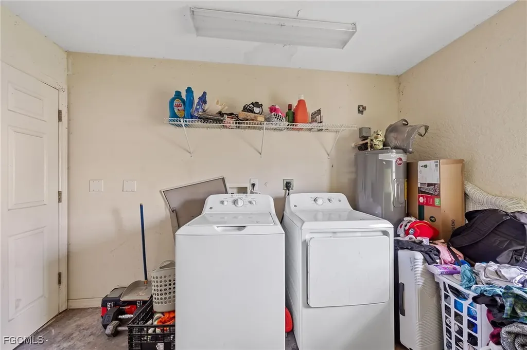 5113/5115 24th Street SW Lehigh Acres FL 33973