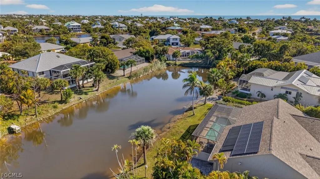 686 Emeril Court Sanibel FL 33957