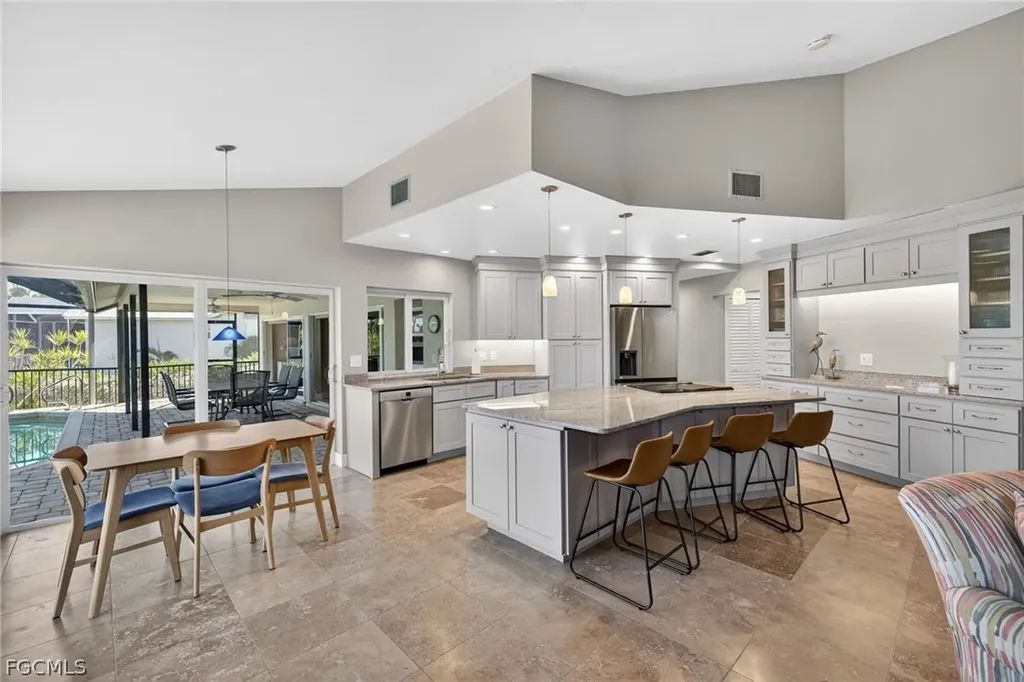 686 Emeril Court Sanibel FL 33957