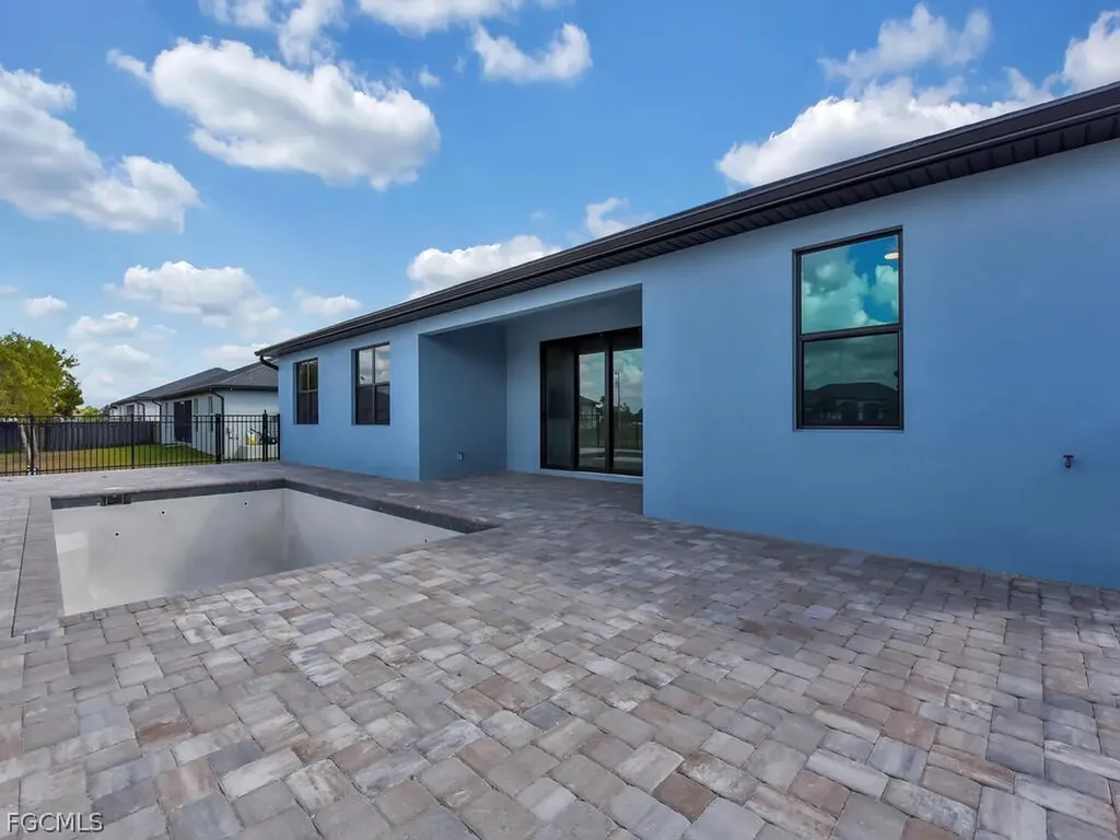 4215 NW 32nd Lane Cape Coral FL 33993