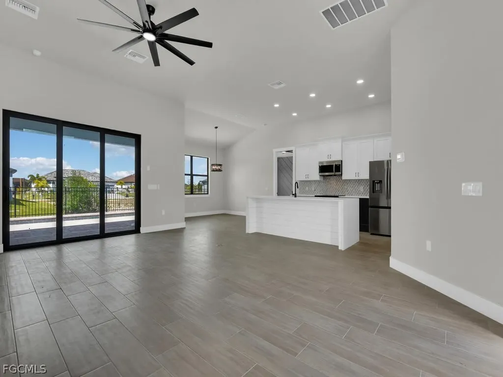 4215 NW 32nd Lane Cape Coral FL 33993