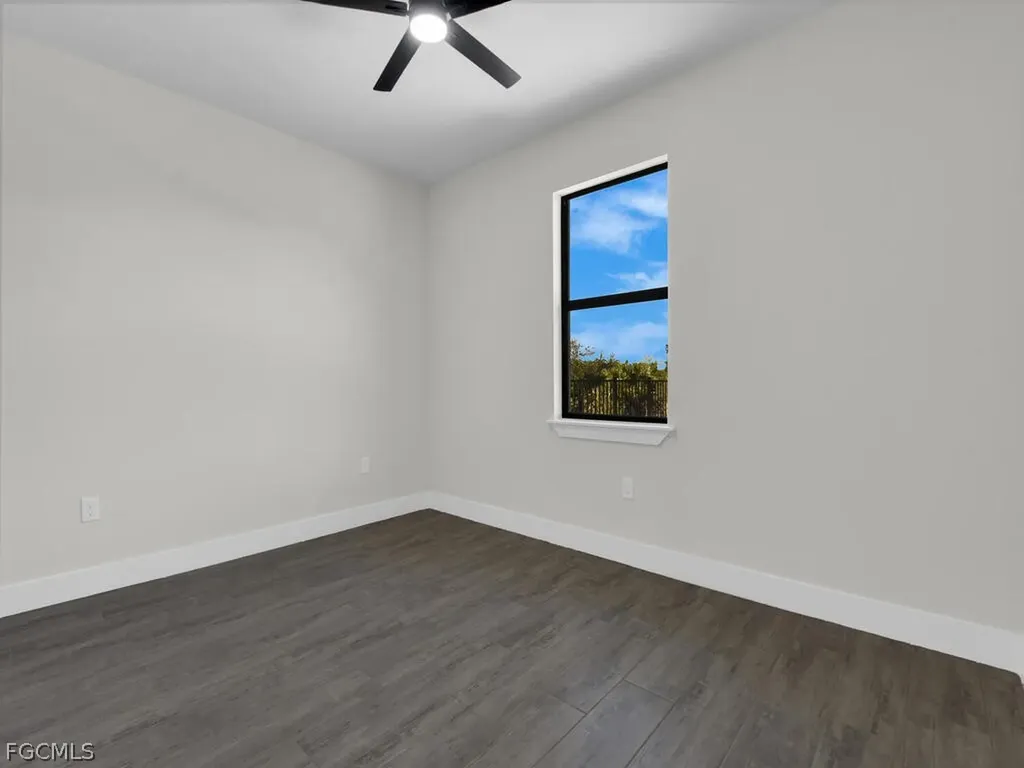 3025 NW 41st Place Cape Coral FL 33993
