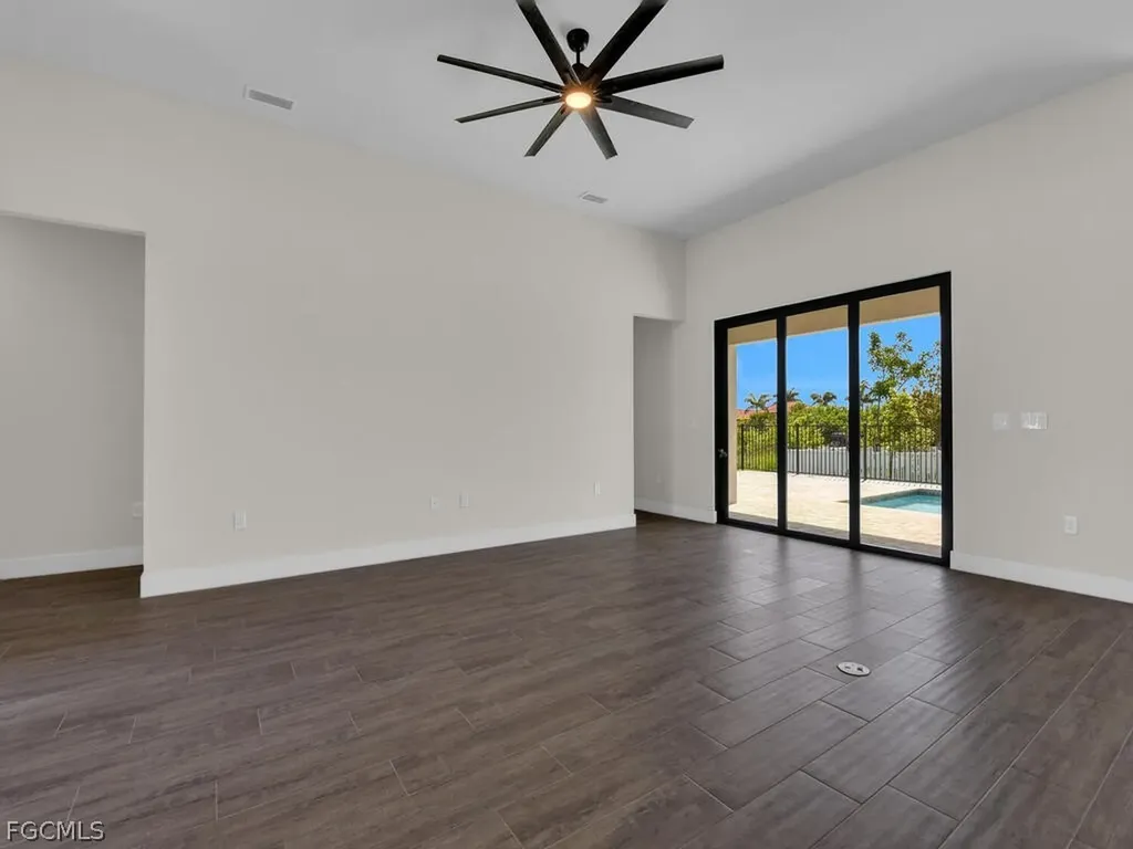 3025 NW 41st Place Cape Coral FL 33993