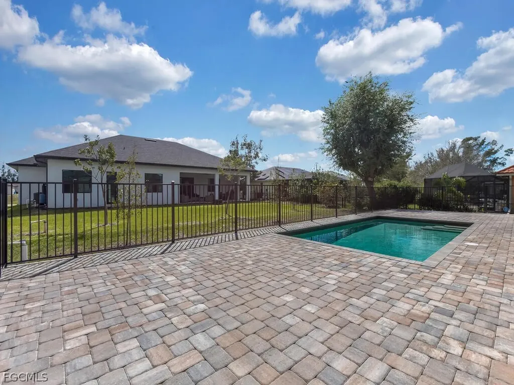 4124 NW 20th Terrace Cape Coral FL 33993