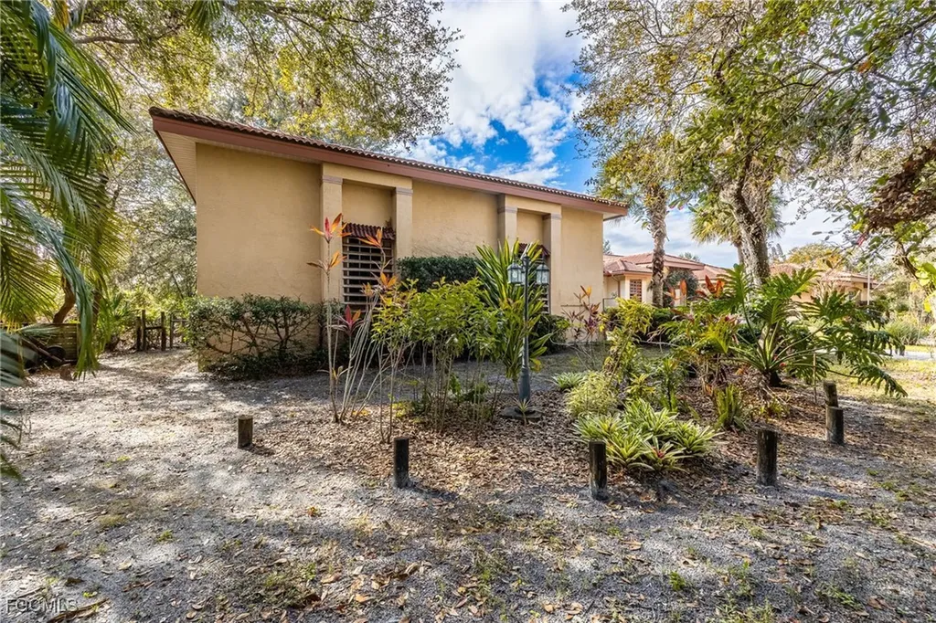 22912 Dayflower Lane Alva FL 33920