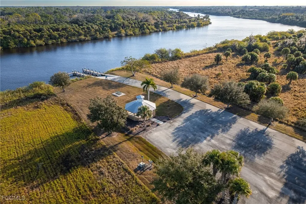 22912 Dayflower Lane Alva FL 33920