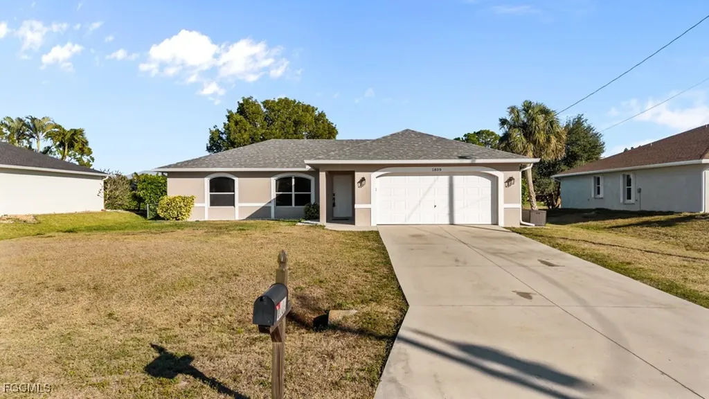 1809 NW 27th Avenue Cape Coral FL 33993