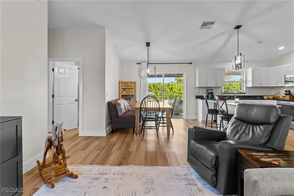 1809 NW 27th Avenue Cape Coral FL 33993