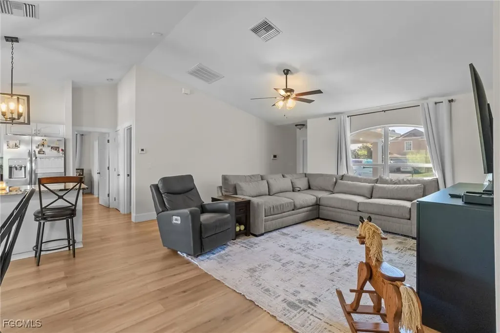 1809 NW 27th Avenue Cape Coral FL 33993