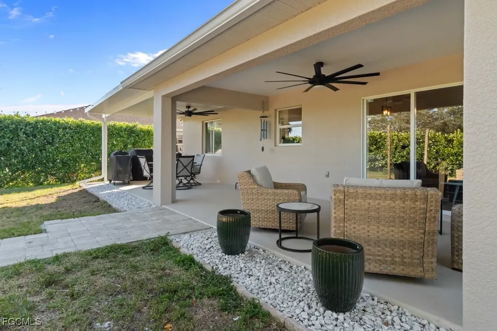 1809 NW 27th Avenue Cape Coral FL 33993