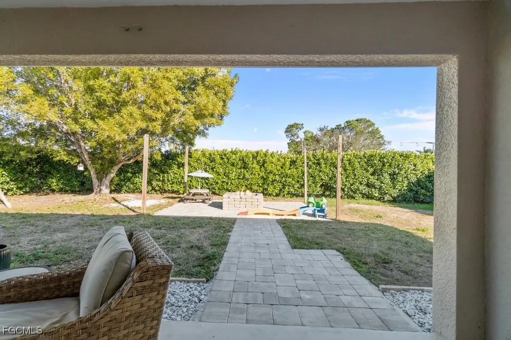 1809 NW 27th Avenue Cape Coral FL 33993