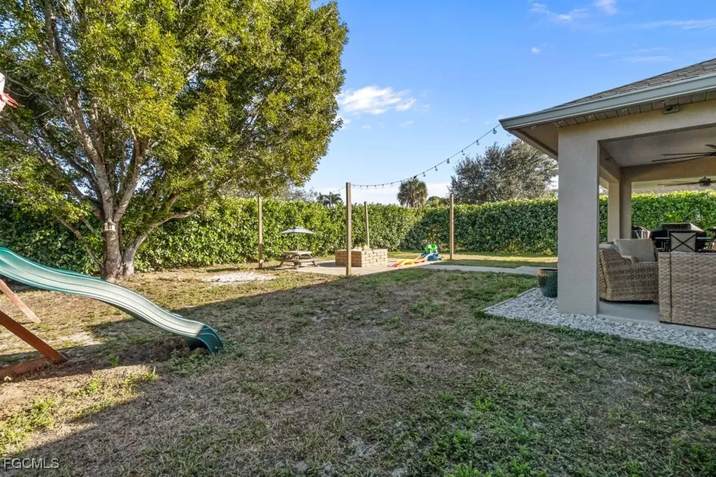 1809 NW 27th Avenue Cape Coral FL 33993