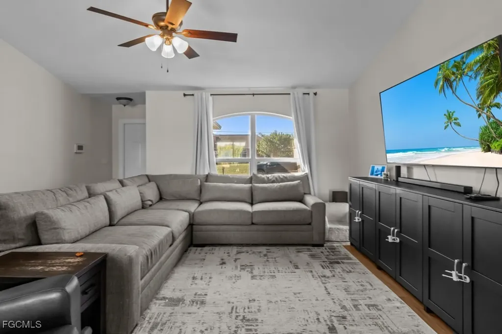 1809 NW 27th Avenue Cape Coral FL 33993