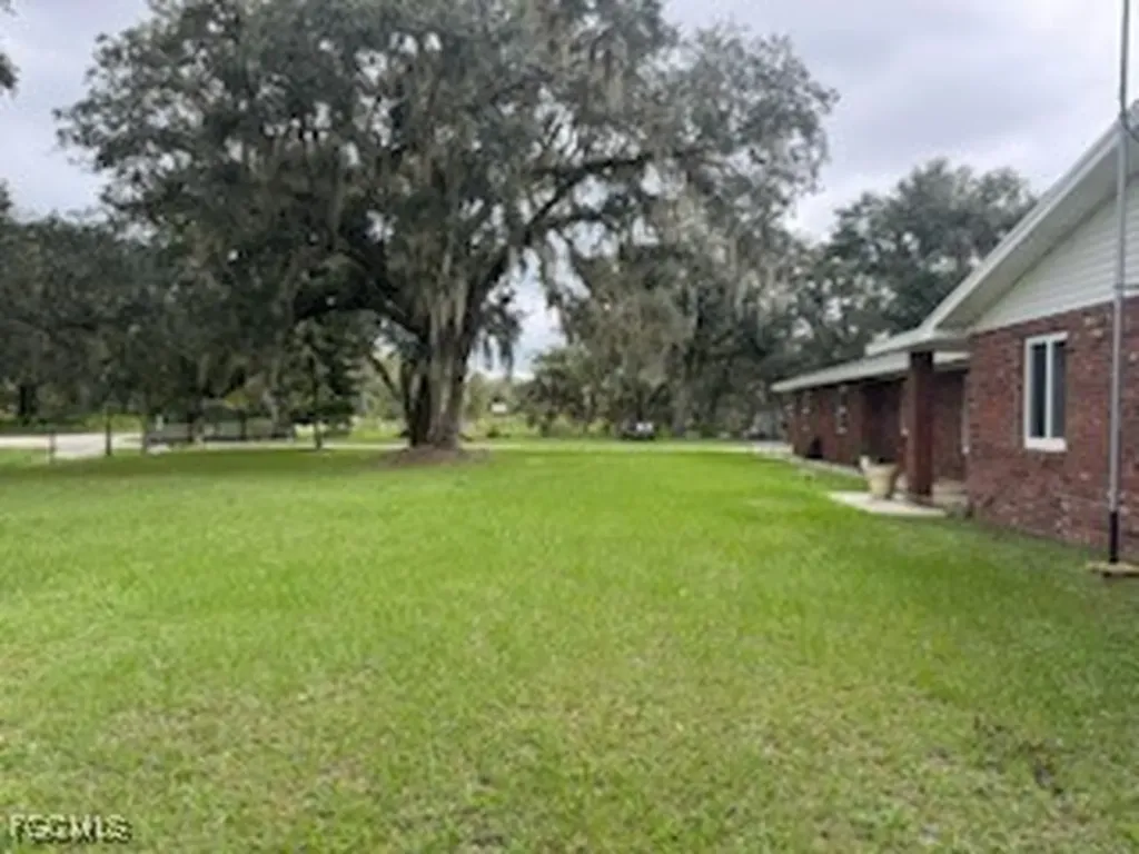 1221 SW Skates Street Arcadia FL 34266