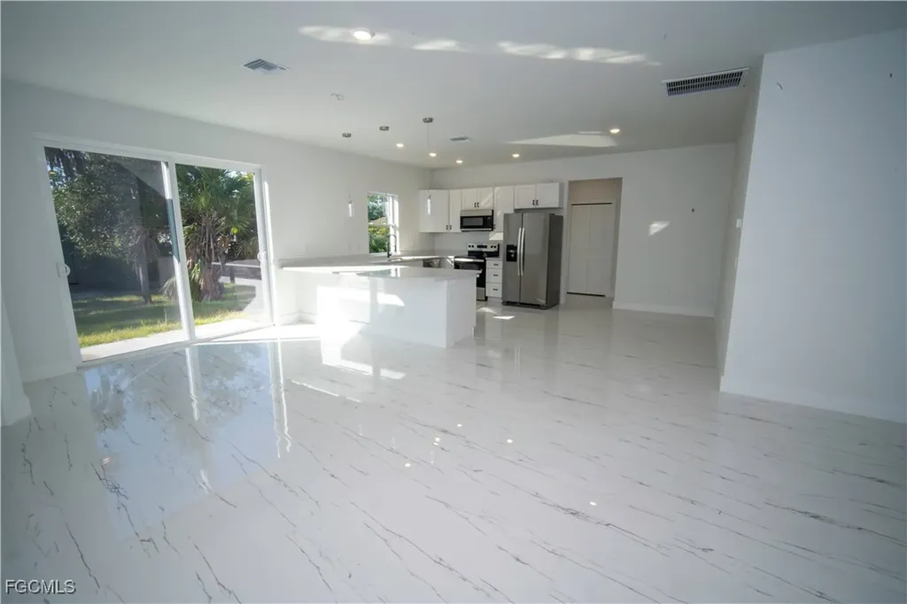 18141 E Wintergarden Avenue Port Charlotte FL 33948