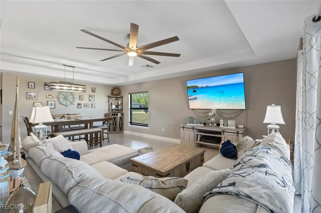 633 Carrillon Avenue S Lehigh Acres FL 33974