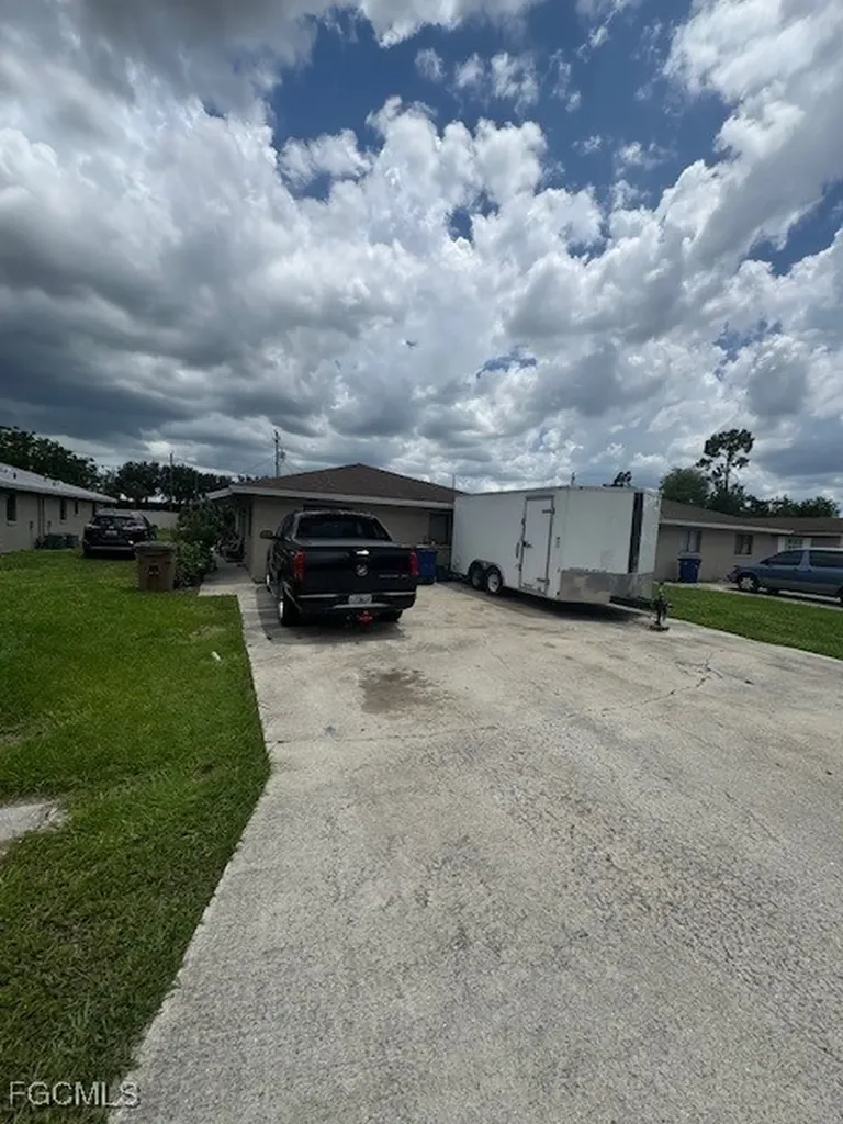 13861 1st Street Fort Myers FL 33905