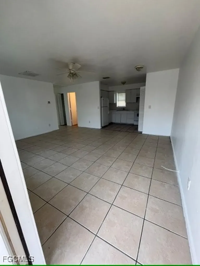 13861 1st Street Fort Myers FL 33905