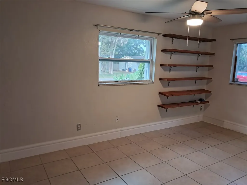 13914 Nassau Street Fort Myers FL 33905