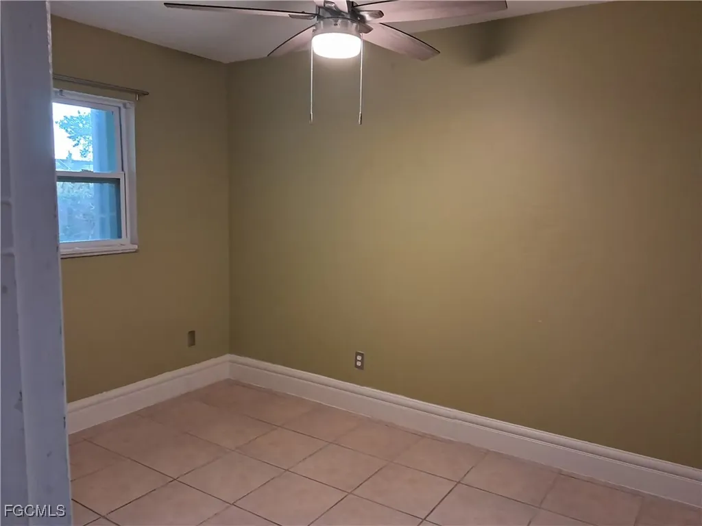 13914 Nassau Street Fort Myers FL 33905
