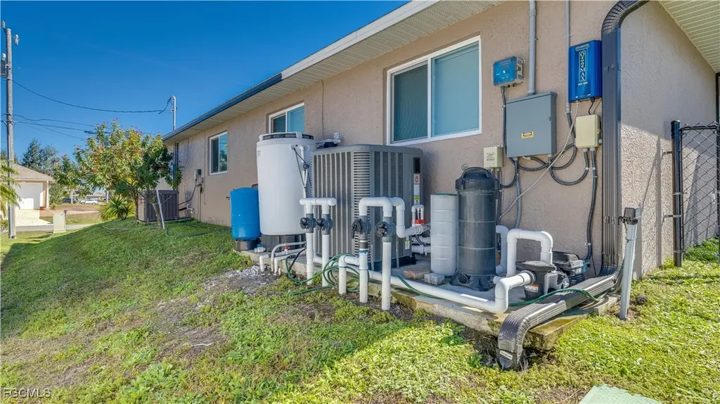 12 SW 18th Avenue Cape Coral FL 33991