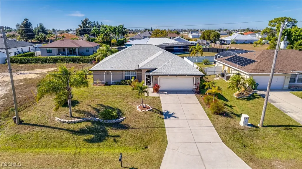 12 SW 18th Avenue Cape Coral FL 33991